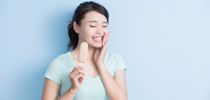 woman with sensitive teeth